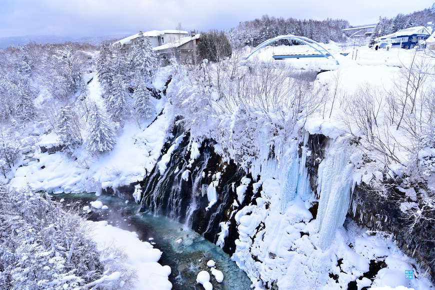 北海道 美瑛白金溫泉住宿 湯元白金溫泉飯店 白鬚瀑布上方的白金溫泉住宿推薦 冬天晚上有青池夜間點燈接駁巴士 日本自助旅行大補帖 凱子凱 北海道 美瑛白金溫泉住宿 湯元白金溫泉飯店 白鬚瀑布上方的白金溫泉住宿推薦 冬天晚上有青池夜間點燈接駁巴士 日本自助旅行大補帖 凱子凱