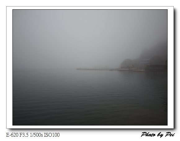 超級霧霧霧霧霧霧霧霧霧霧霧霧霧霧霧~~天氣又冷......因此早上大家都超沒勁~!!!