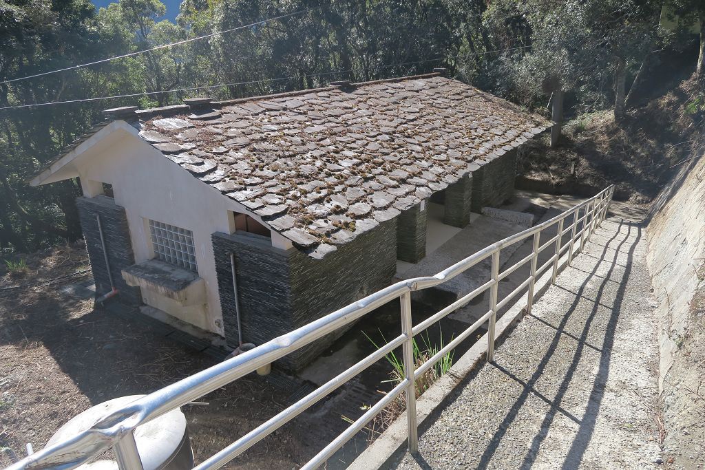 IMG_2074.jpg IMG_2074.jpg