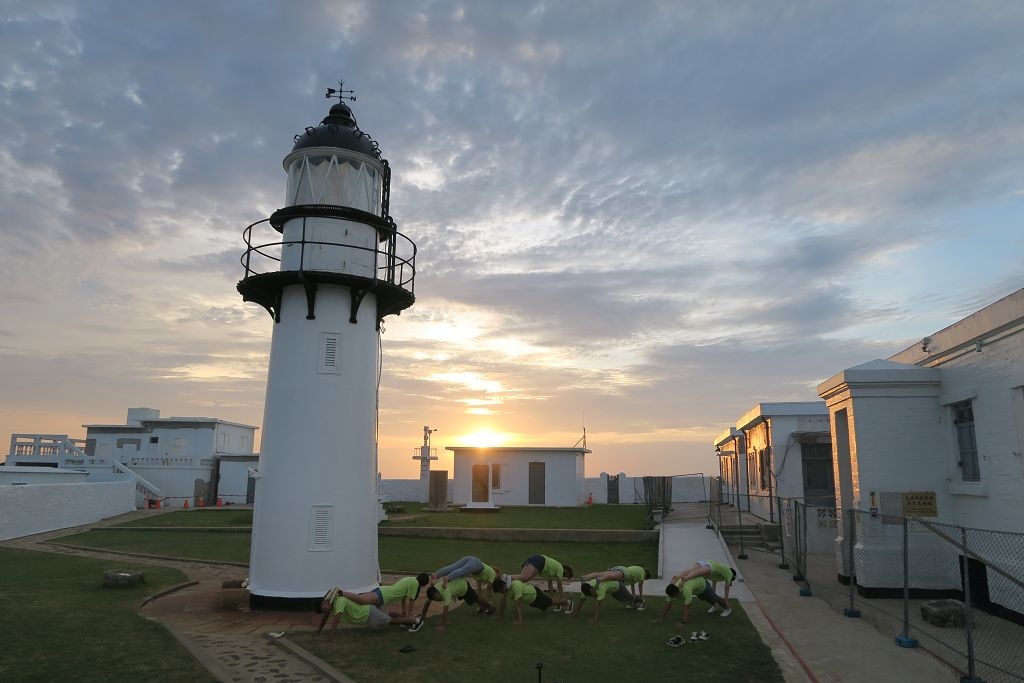 澎湖--西嶼 內垵沙灘、漁翁島燈塔夕陽、外垵漁港夜景