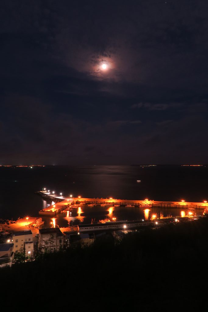 澎湖--西嶼 內垵沙灘、漁翁島燈塔夕陽、外垵漁港夜景