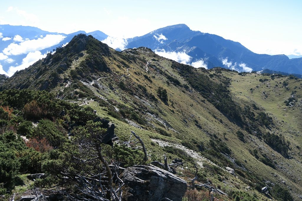 高雄台東--百岳八秀之一向陽山