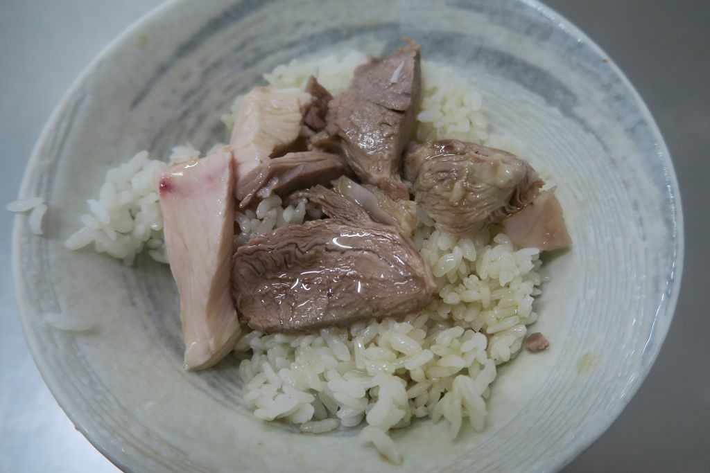 嘉義市--和平火雞肉飯、民主火雞肉飯、龍承綠豆沙牛奶