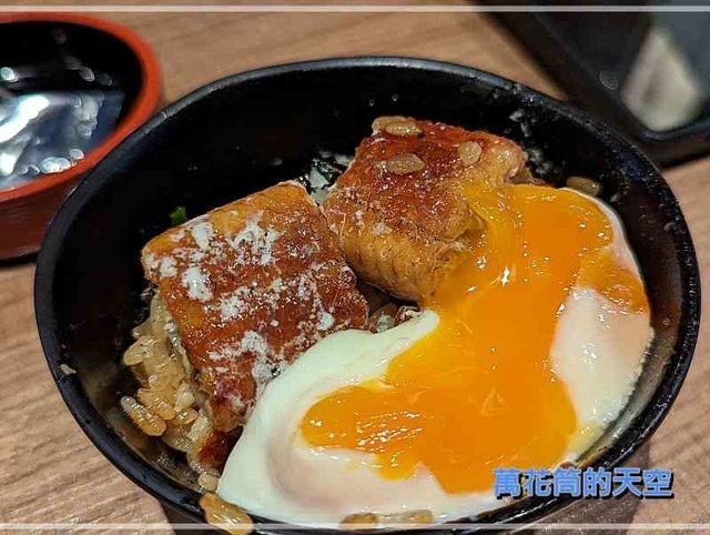 萬花筒的天空041鰻屋.jpg - 20230209台中大江戶町鰻屋 無敵一家(公益店)