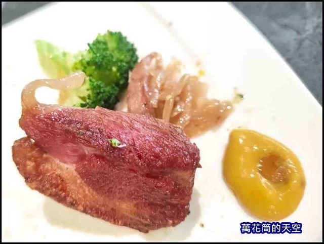 萬花筒100一月慶生.jpg - 20220102台北黑浮咖啡(JR東日本大飯店台北店)