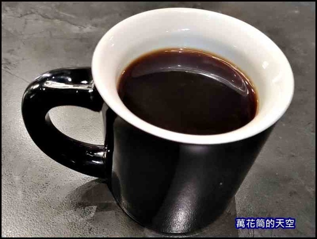 萬花筒94一月慶生.jpg - 20220102台北黑浮咖啡RÊVE Café(JR東日本大飯店台北店)