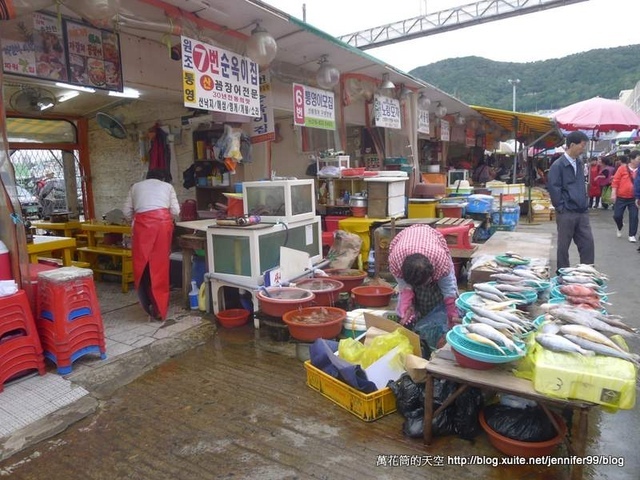 198385818.jpg - 20110920釜山自助行第三日(札嗄其市場、萬金食堂、龍頭山公園、辣炒雞排)