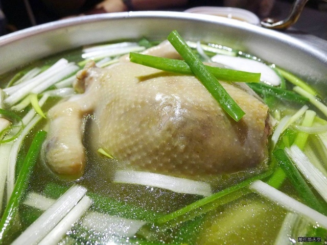 [台北]孔陵一隻雞(공릉닭한마리)