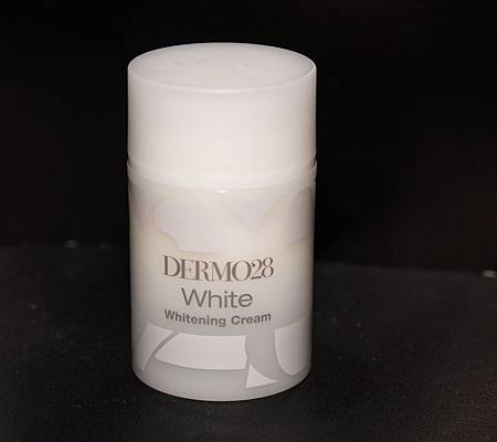 DREMO28 White