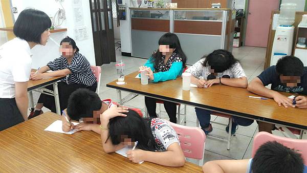 加入助人工作後，才發現自己沒有真正地助人！？