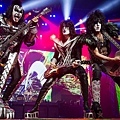 KISS-live-at-Allphones-Arena-069.jpg