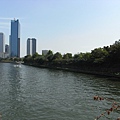 大阪城公園外河.JPG