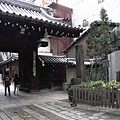 本能寺-門口.JPG