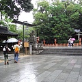 祇園八坂神社-境內.JPG