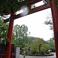 祇園八坂神社-鳥居.JPG