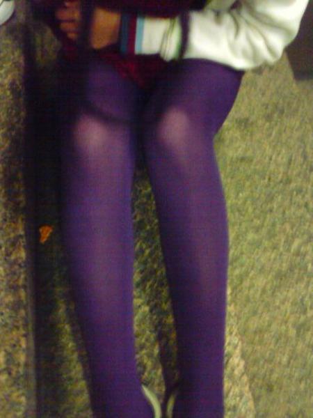 紫色絲襪襪：）