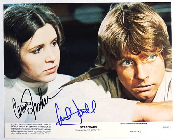 star-wars-autographed-lobby-card-by-carry-fisher-and-mark-hamill_副本