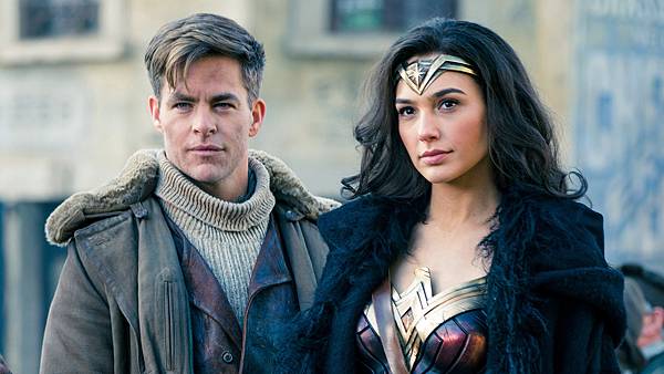 wonder_woman-2017-gal_gadot-and-chris_pine-(1614)