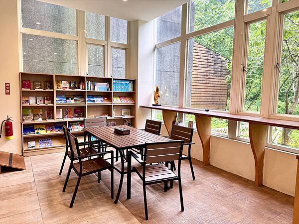 【新月塢溫泉】夜間泡湯體驗、美人湯的秘密、靜謐山林的完美輕旅