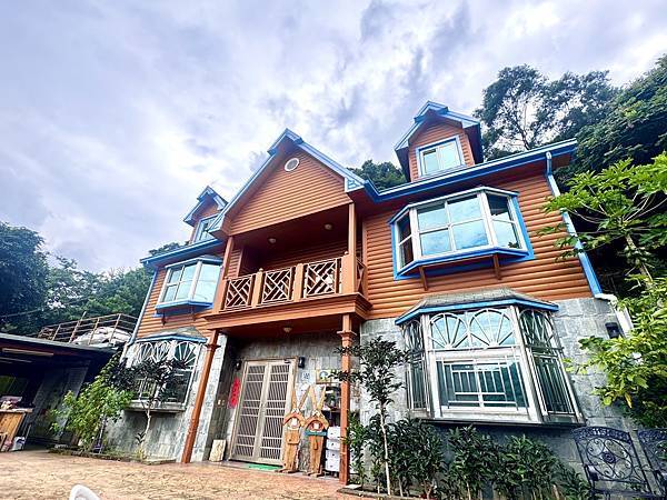 【台中新社｜幸福農莊】兩天一夜親子旅行日記｜沉浸式體驗：木屋