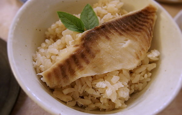 世界頂尖好吃的米飯料理：陶釜鯛飯