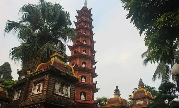 世界20座最美佛教建築之一：河內鎮國寺