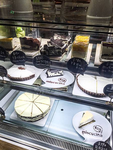 IMG_6953.jpg IMG_6953.jpg