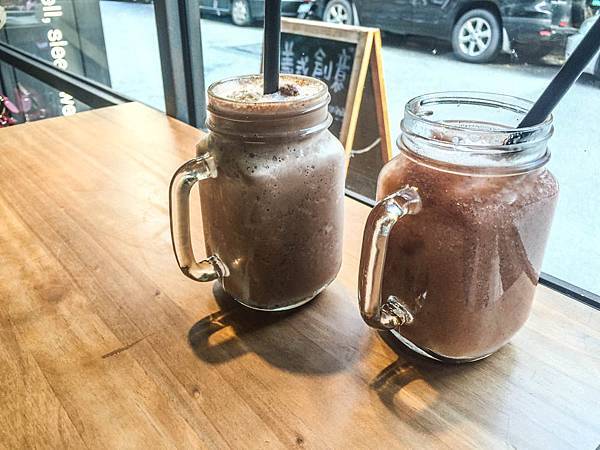 IMG_6974.jpg IMG_6974.jpg