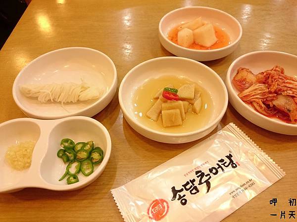 DSC_0404.JPG DSC_0404.JPG