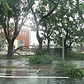 8.8 恐怖的颱風來襲