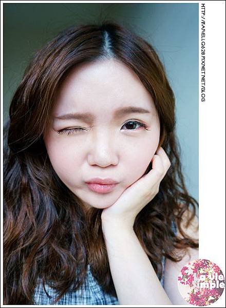 3CE Body to Body 眼妝教學 3CE Body to Body 眼妝教學