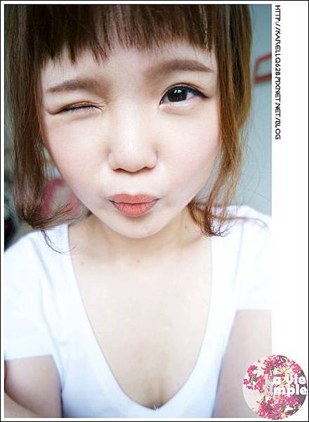 Maybelline 好氣色CC輕唇膏 C01 活力珊瑚 Maybelline 好氣色CC輕唇膏 C01 活力珊瑚