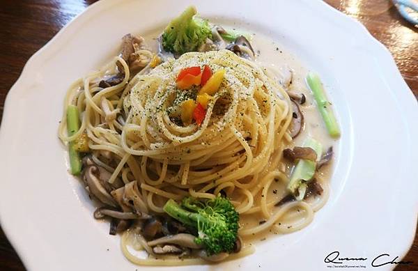 IMG_2460.JPG IMG_2460.JPG