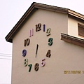 2011.03.05~台中心之芳庭-可愛的壁鐘.JPG