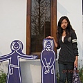 2011.03.05~台中心之芳庭-香草鋪子,看到這兩個娃娃應該就知道是薰衣草森林的標誌了吧!!.JPG