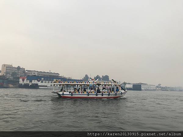 早安，埃及...前進西岸,東岸住的是人民，西岸住的是木乃伊