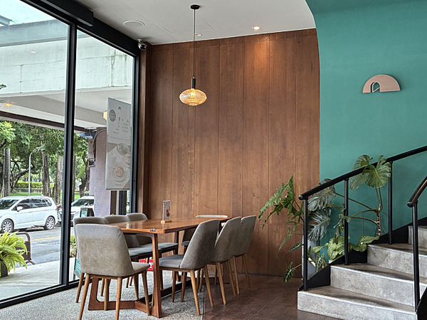 【台中日嚐】光培若蔬食｜超驚艷異國蔬食餐廳，披薩控必吃！