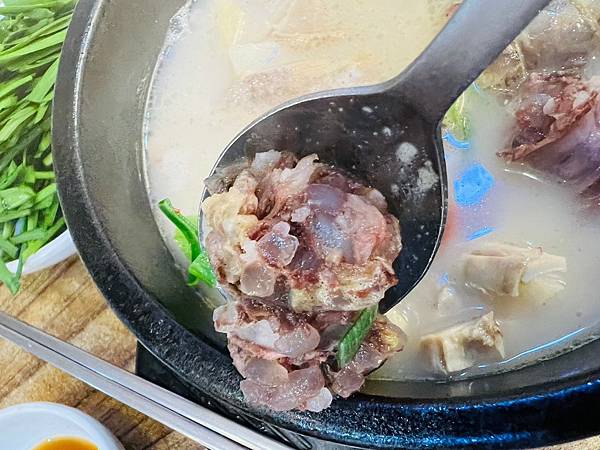 【釜山美食/西面】水營本家猪肉湯飯수영본가돼지국밥-目前吃過