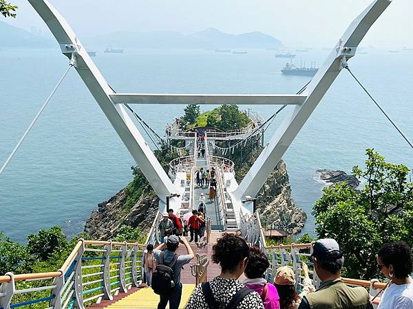 【釜山景點/松島】跨海坐纜車,週末水晶車廂不用久等,到龍宮吊