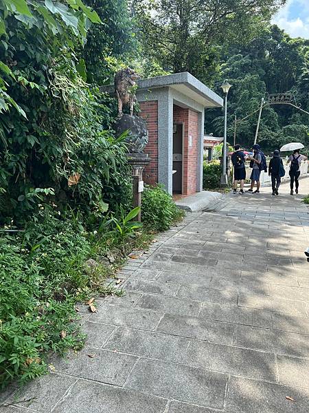 【台北景點/文山區】指南宮千階親山步道-樹蔭多不怕曬,非連續