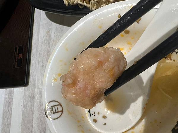 【基隆美食/仁愛區】宵麻辣頂級火鍋-肉品質優又大盤,自製蛋餃