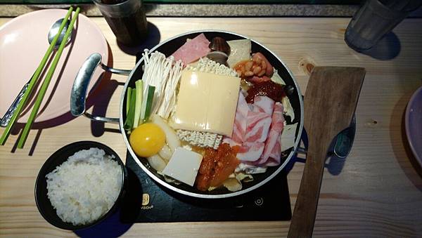 DSC_0109.JPG DSC_0109.JPG