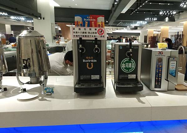 DSC_0936.JPG DSC_0936.JPG