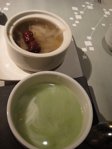 陶阪屋