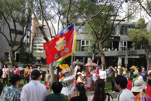 99年雙十國慶花車遊行