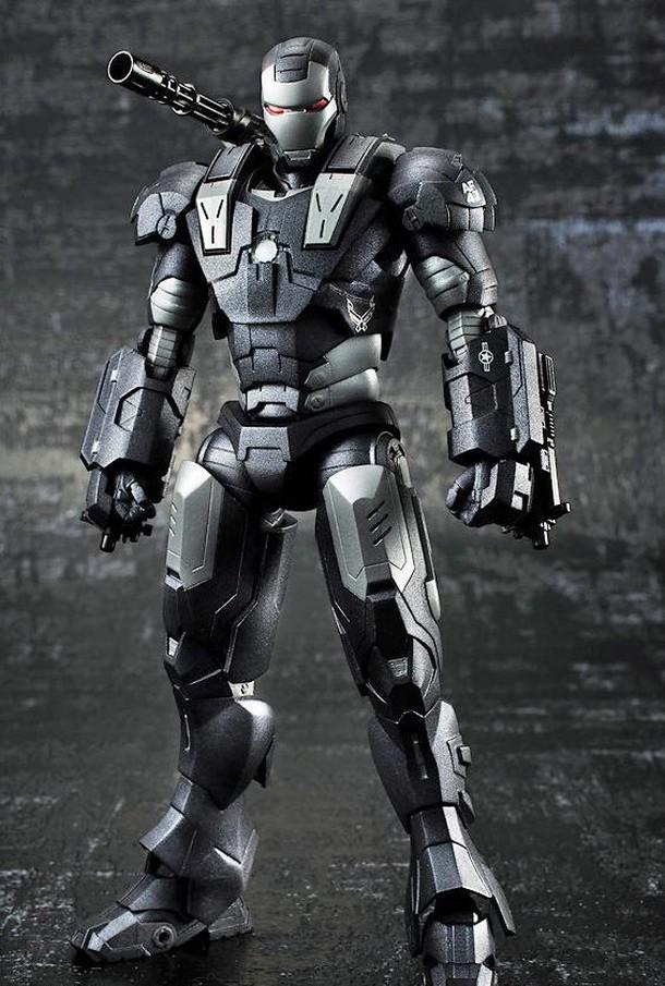 4-War-Machine-Armor_tn1