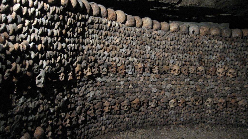 DJJ_1_Catacombes_de_Paris