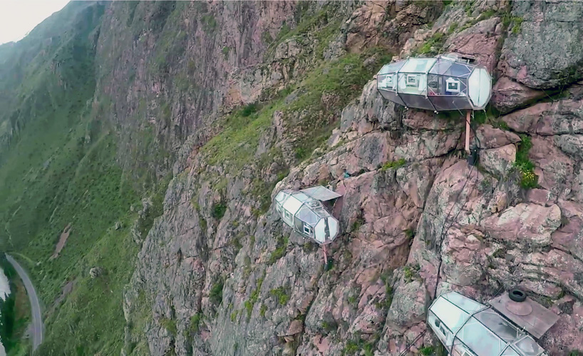 skylodge-adventure-suites-natura-vive-glass-pods-peru-designboom-07