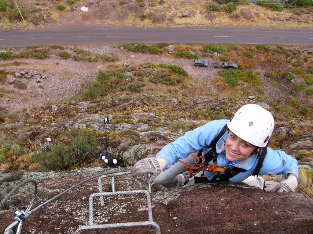 skylodge-with-a-steel-cable