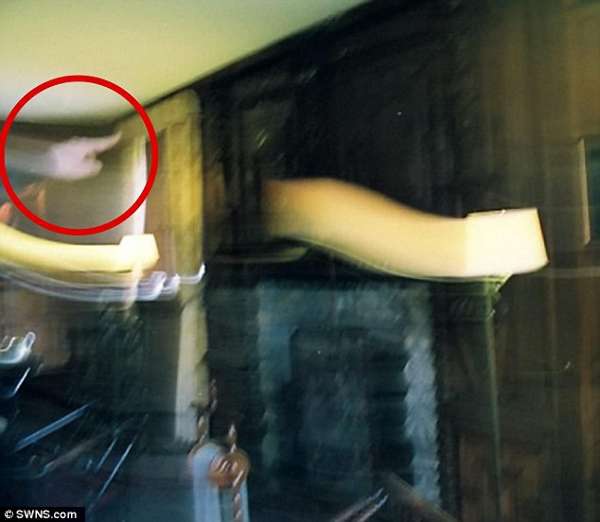 Hever Castle ghost hand